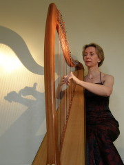 Anna Christensen - Harpist